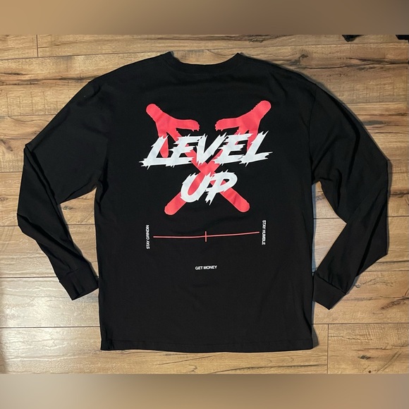 Fashion Nova Level Up Long Sleeve Graphic Tee - Picture 1 of 5